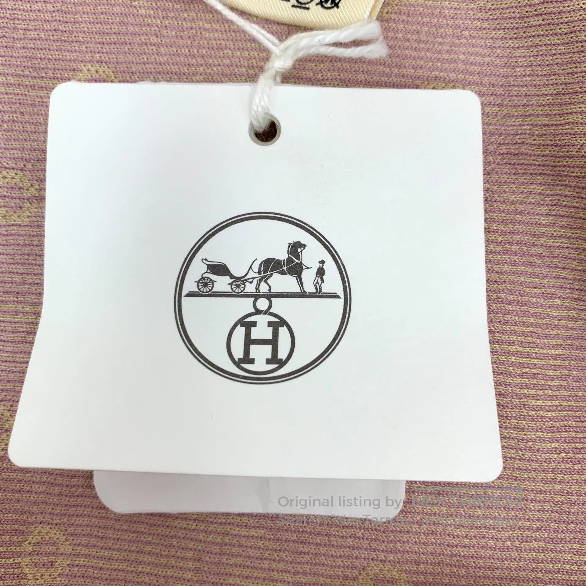 Hermes Hermes Yellow Buckle Embroidered Mulberry Silk Short Sleev Size XS / US 0-2 / IT 36-38 - 6 Thumbnail