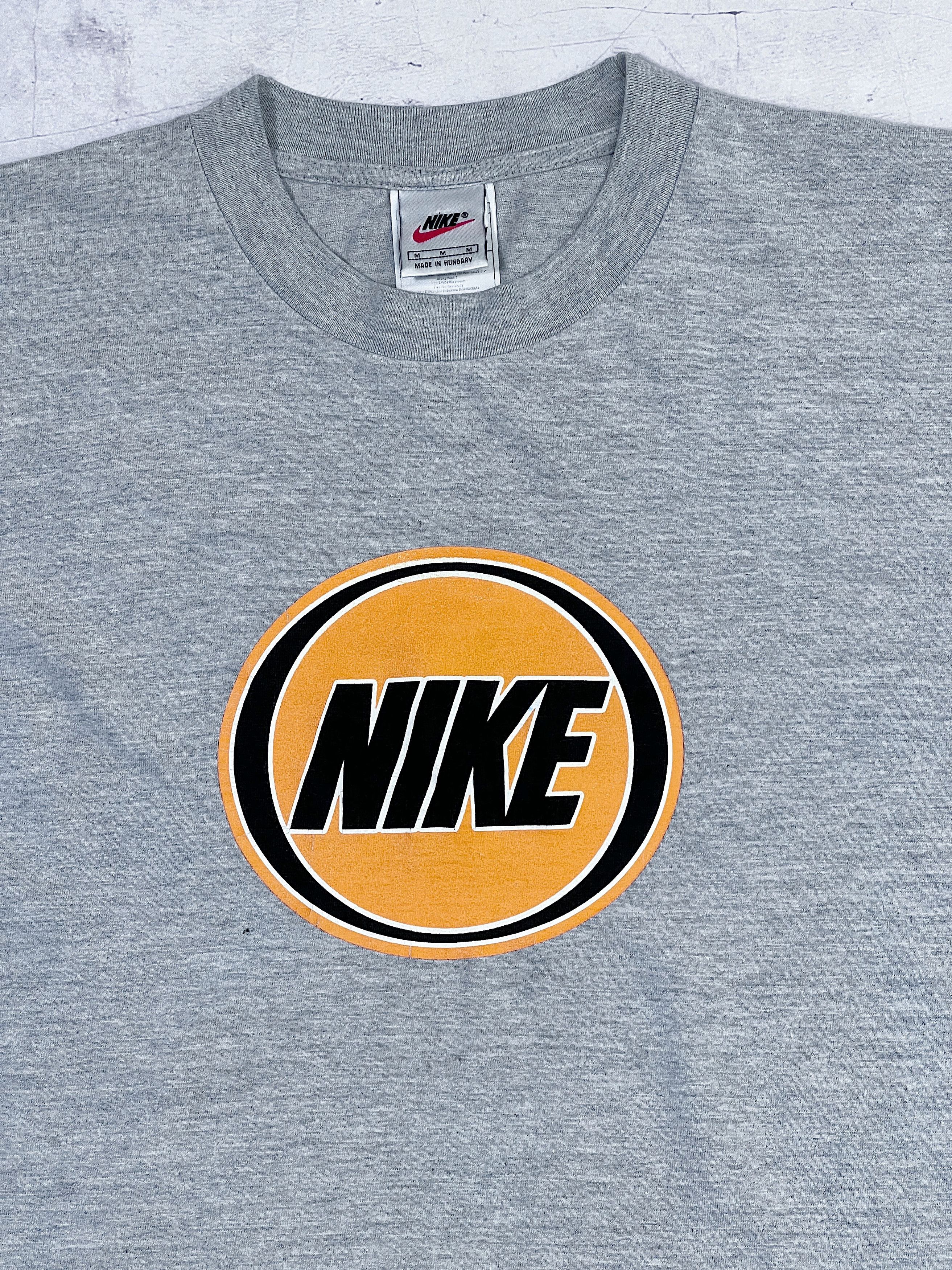 Nike × Vintage Vintage Nike T-Shirt Basketball Big Swoosh Logo Size US M / EU 48-50 / 2 - 3 Thumbnail