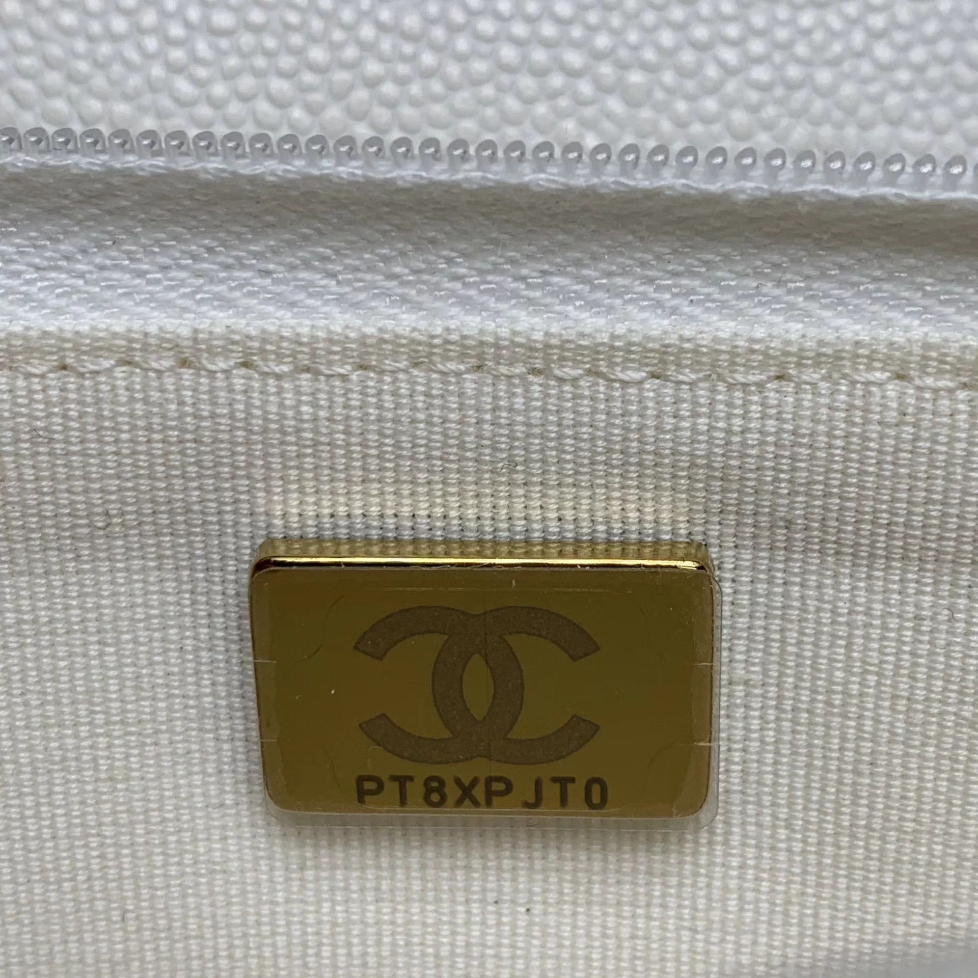 Chanel Chanel WOC White Litchi 95New Crossbody Size ONE SIZE - 4 Thumbnail