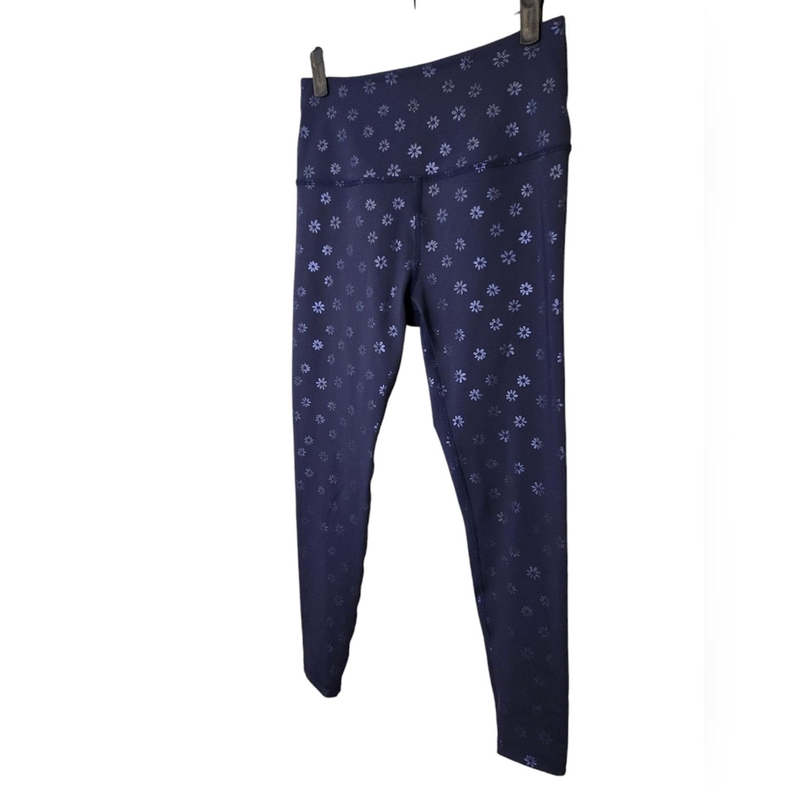 Beyond Yoga Beyond Yoga Daisy Shimmer Midi Leggings Medium Size 28" / US 6 / IT 42 - 8 Thumbnail