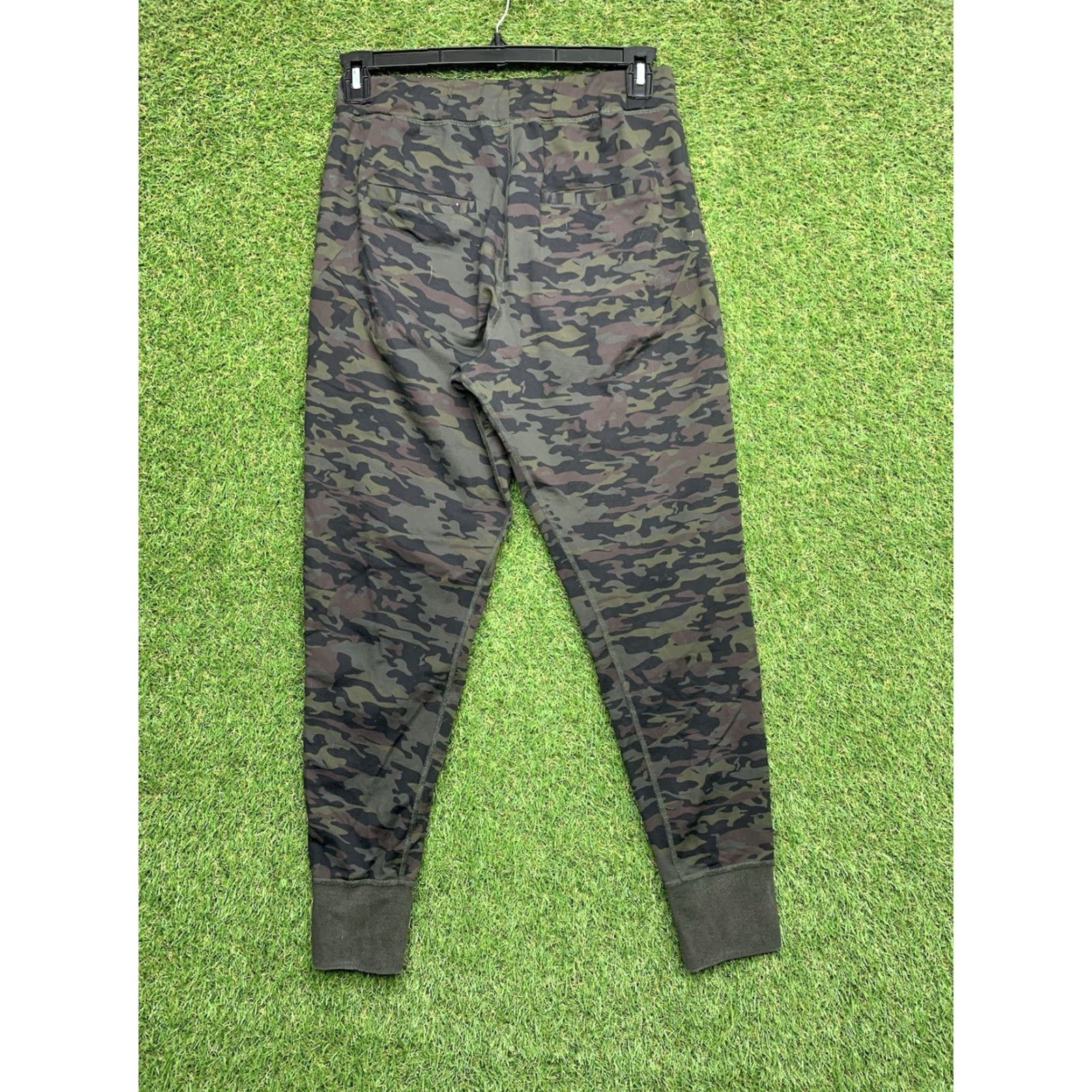 Vintage Alphalete Sweatpants Mens Medium M Tapered 32x30 Camouflage Beig e Polyester Blend Gym Activewear Size US 31 - 2 Thumbnail