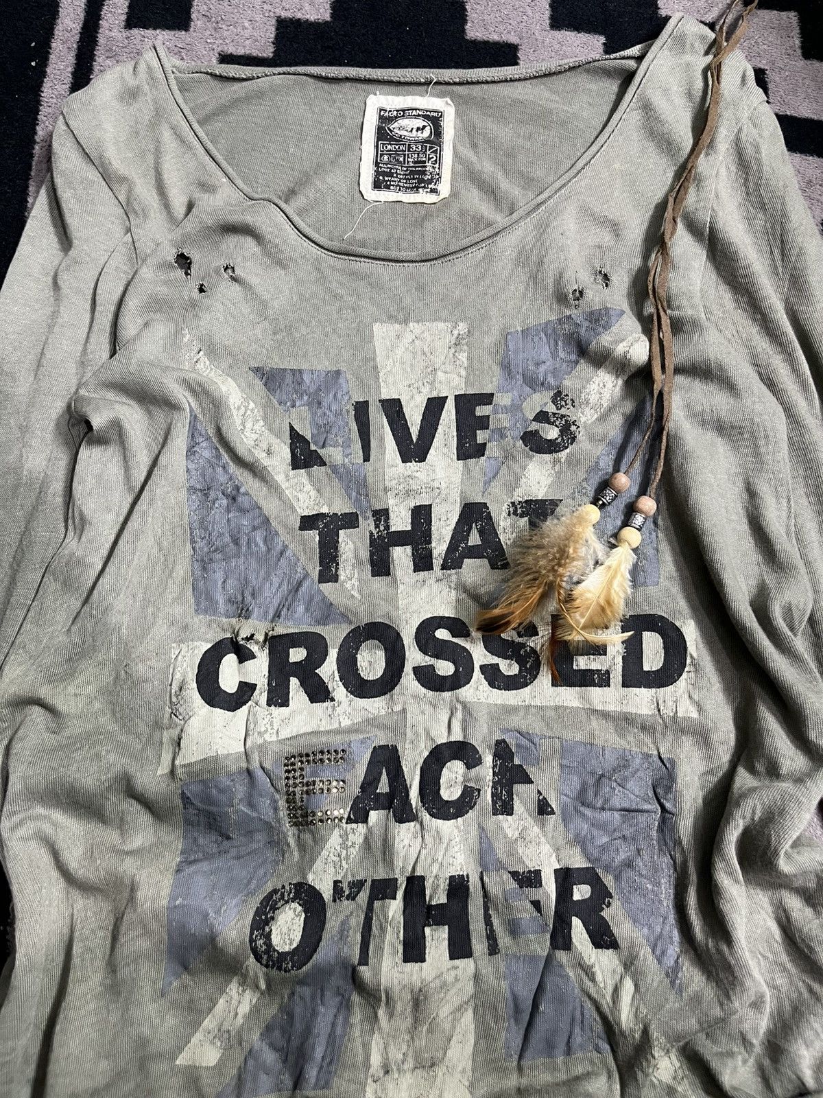 Le Grande Bleu (L.G.B.) Vintage tkmixpice distressed zipper flare longsleeve tshirt Size US M / EU 48-50 / 2 - 4 Thumbnail