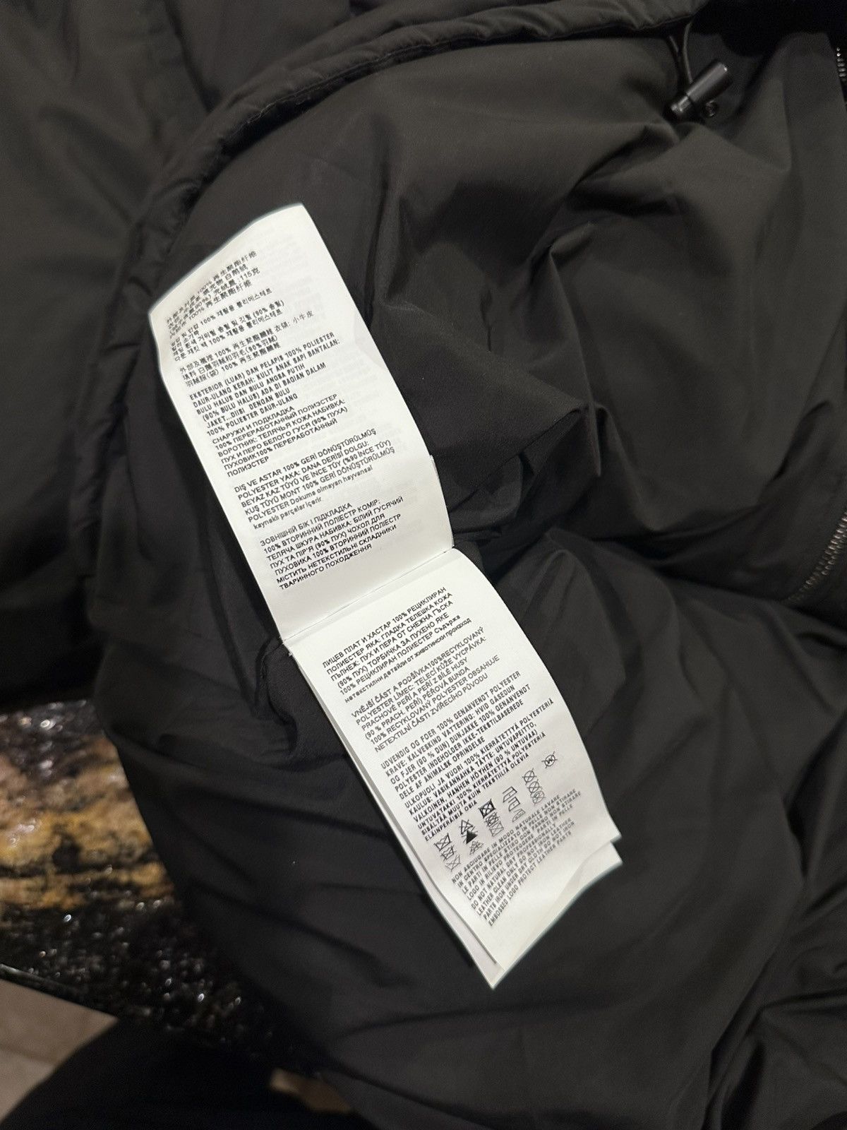 Miu Miu Miu Miu Technical Ponge Cropped Down Puffer Padded Jacket Size US L / EU 52-54 / 3 - 18 Thumbnail