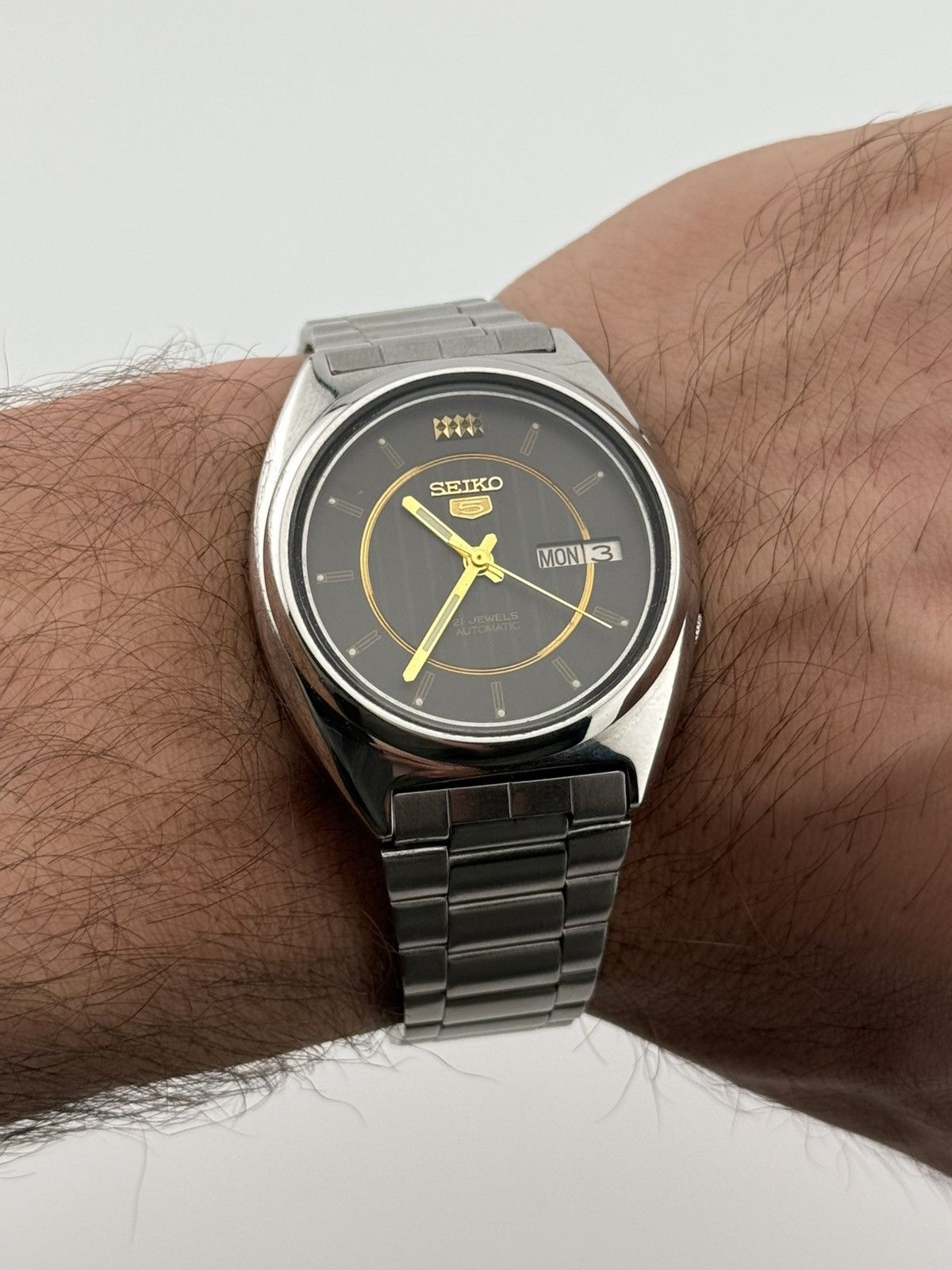Seiko Seiko 5 7009 Black Dial 36mm Automatic Men’s Wristwatch Size 36 - 9 Thumbnail