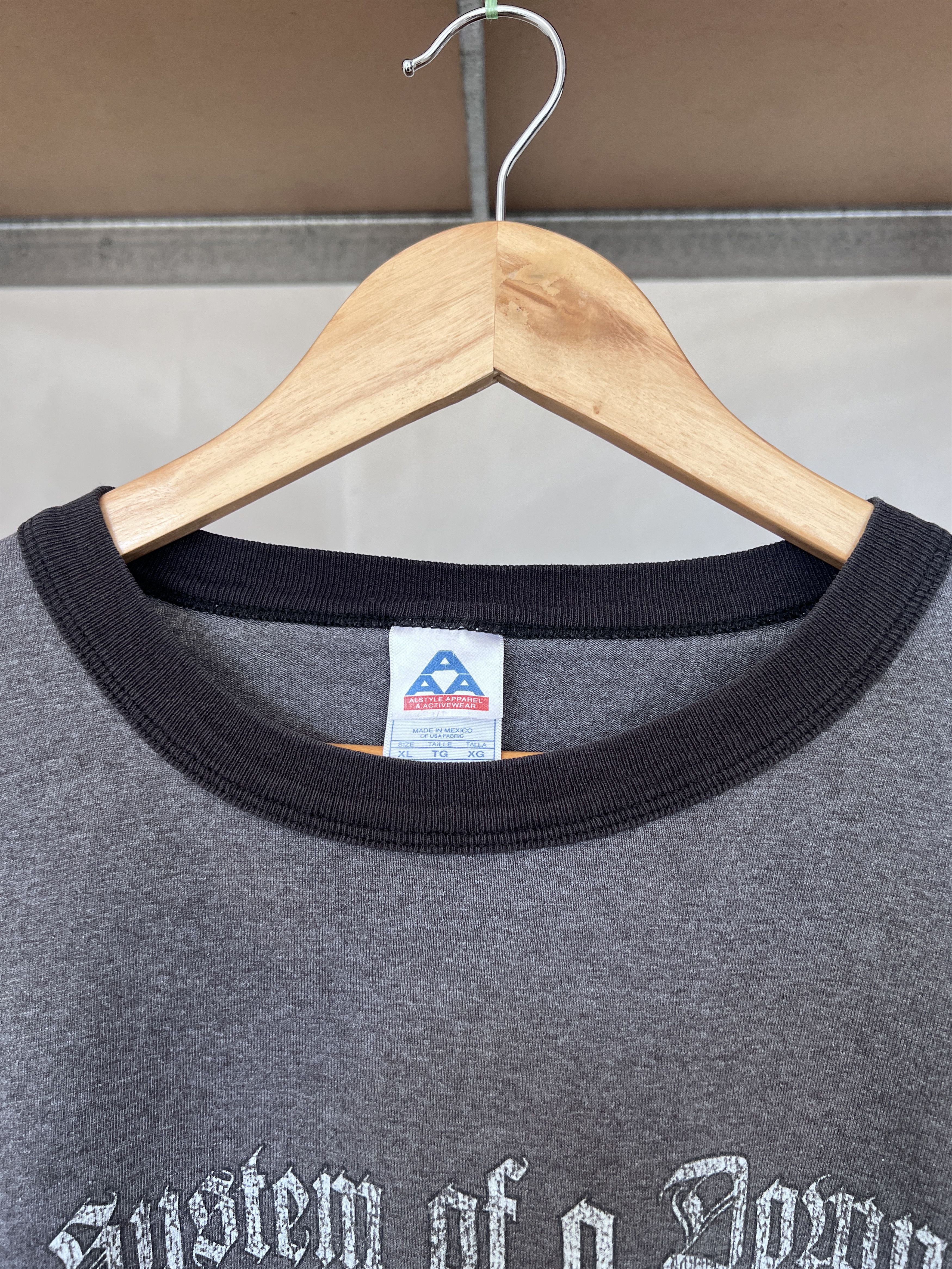 Band Tees × Vintage Vintage 2000s System of a Down Rock band T-shirt Size US XL / EU 56 / 4 - 3 Thumbnail