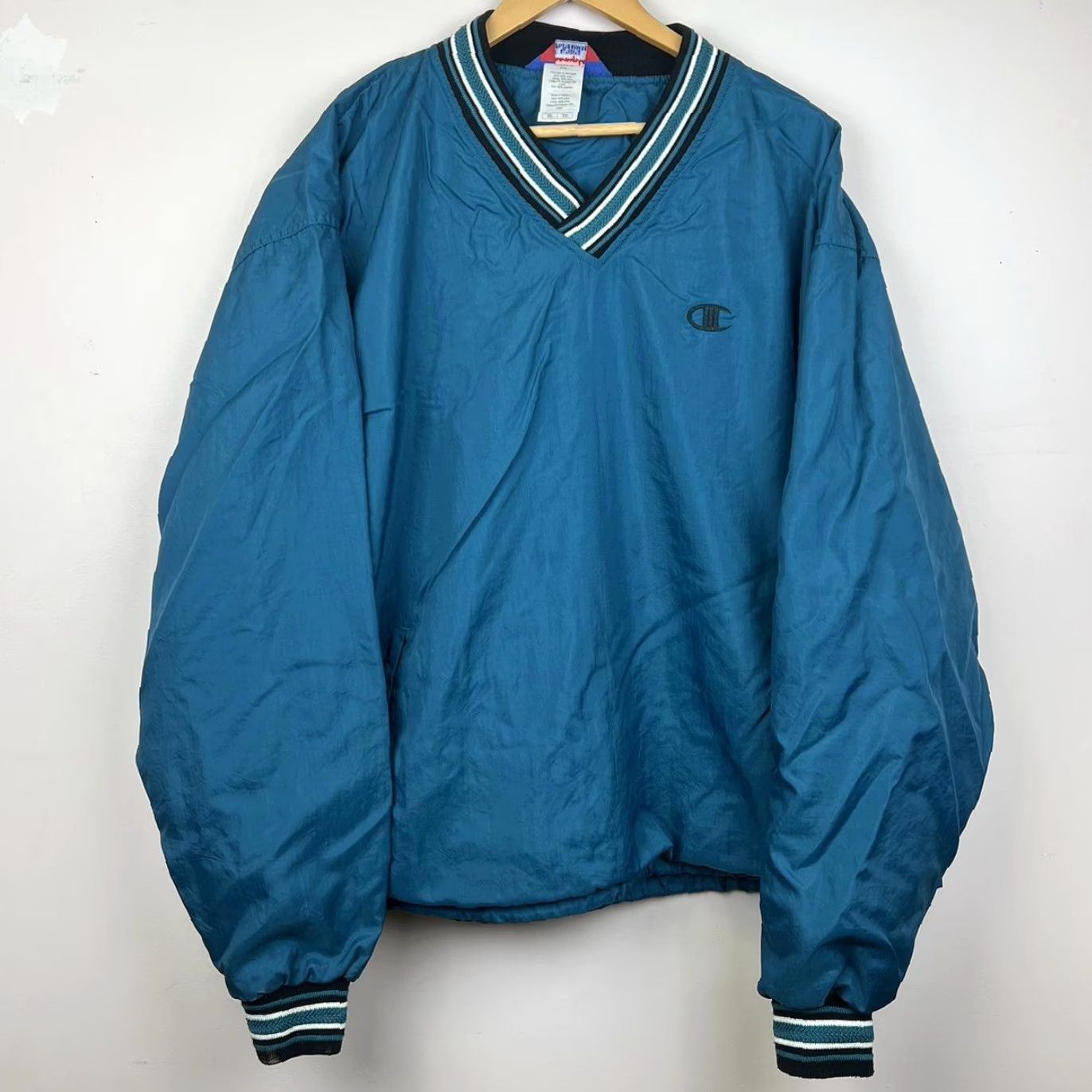 Champion VINTAGE Champion Jacket Windbreaker 90s XL Mens Teal Green V-Neck Pullover Nylon Ribbed Cuffs Logo Vintage Teal Size US XL / EU 56 / 4 - 2 Thumbnail