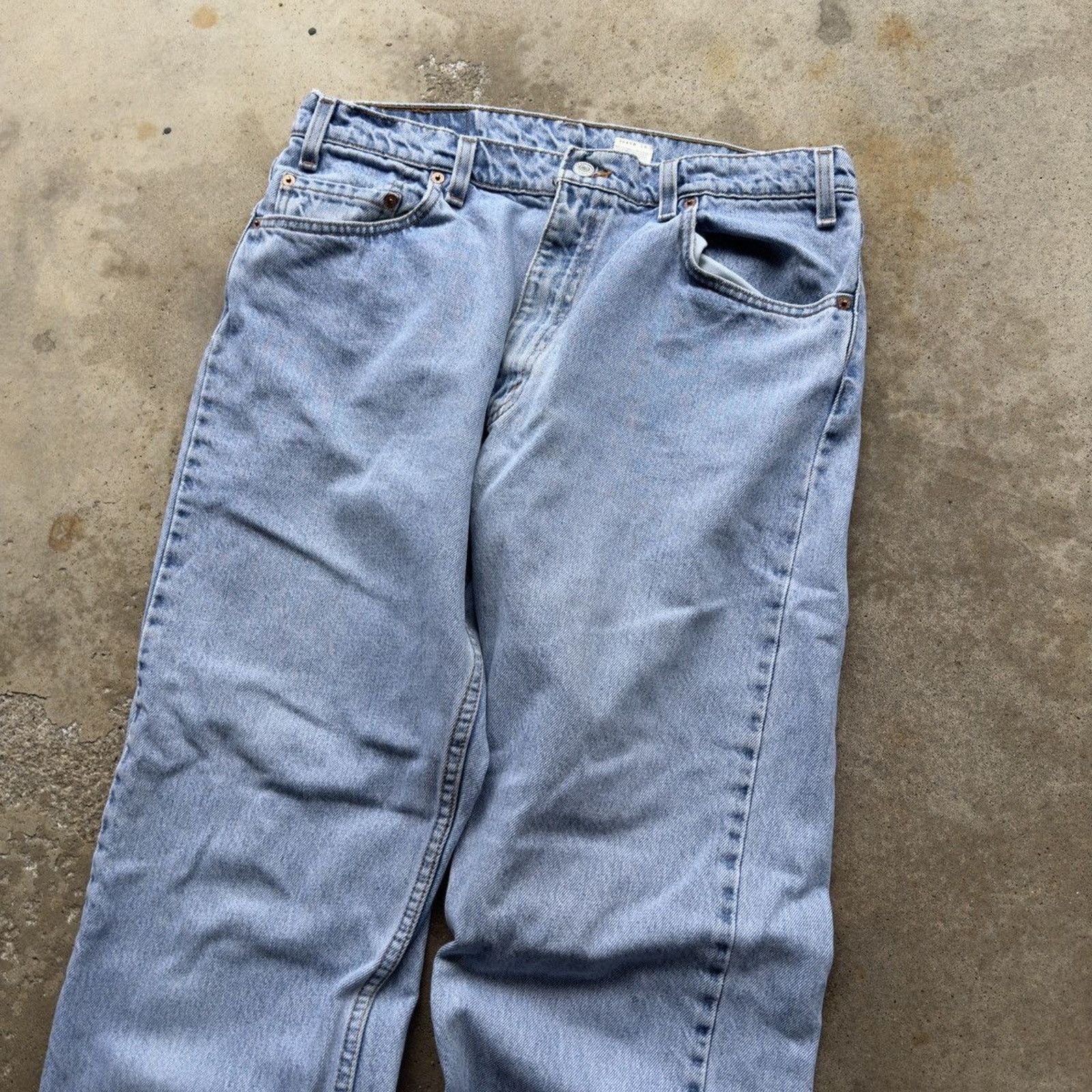 Vintage Vintage 90s Levi's 505 Light Wash Denim Jeans USA ERD Grunge Size US 36 / EU 52 - 6 Thumbnail