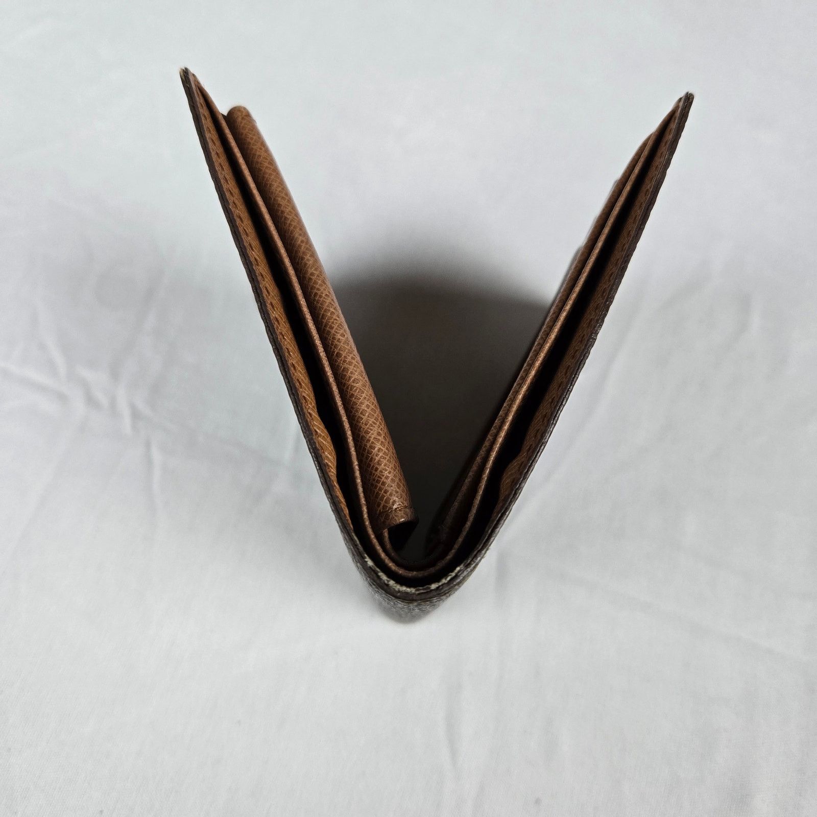 Louis Vuitton Louis Vuitton Monogram Bifold Wallet w/ Coin Pouch Size ONE SIZE - 5 Thumbnail