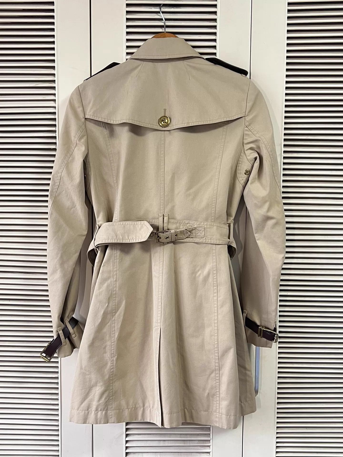 Burberry Burberry 36 Trench Coat Khaki Double Breasted Leather Cuffs Size XS / US 0-2 / IT 36-38 - 2 Thumbnail