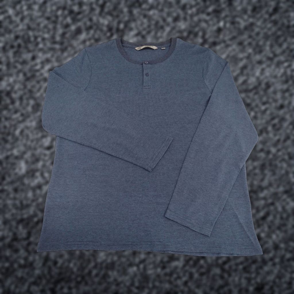TravisMathew Travis Mathew Men's Thermal Long Sleeve 2 Button Front Shirt XL Blue Size US XL / EU 56 / 4 - 1 Thumbnail