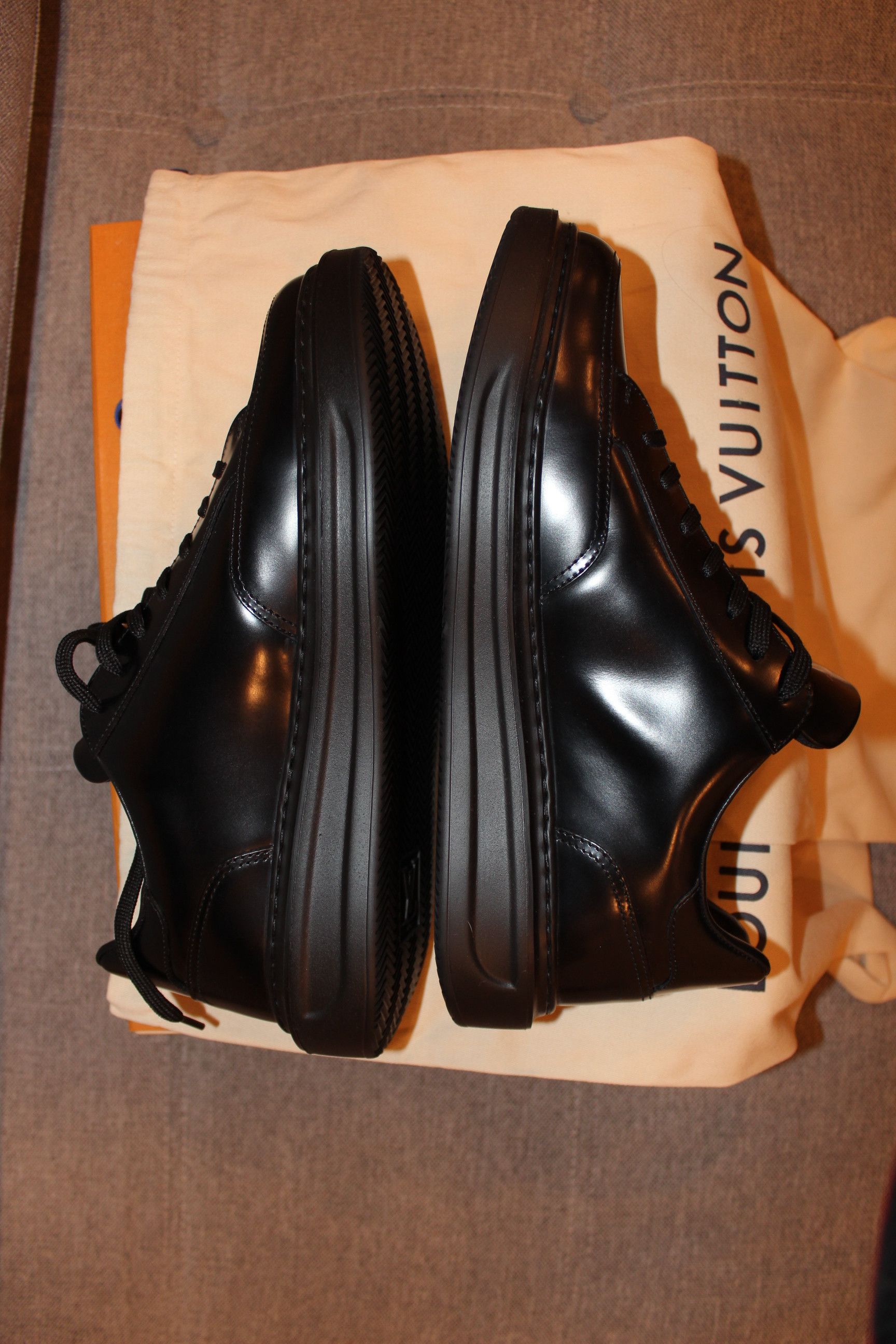 Louis Vuitton Louis Vuitton Beverly Hills "VUITTON" Sneaker Size US 8.5 / EU 41-42 - 8 Thumbnail