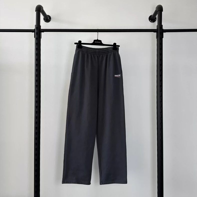 Balenciaga Balenciaga size s FW21 Political Campaign embroidered logo Size US 28 / EU 44 - 1 Thumbnail