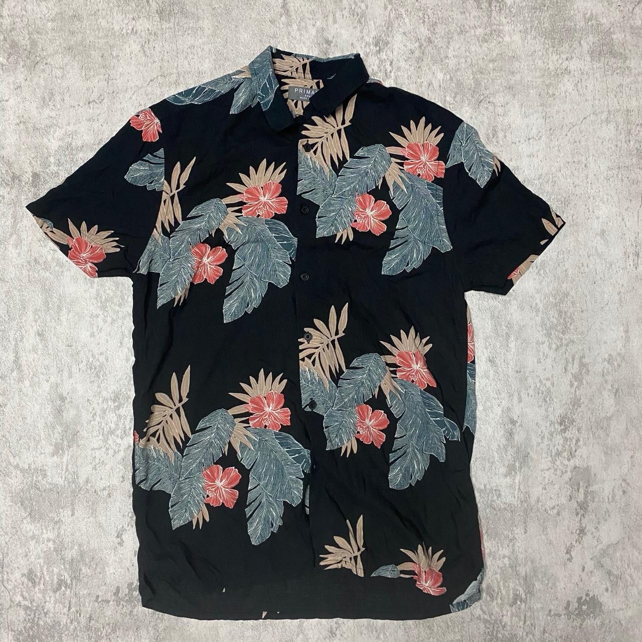 Other Black floral button-up shirt #floralshirt Size US S / EU 44-46 / 1 - 1 Thumbnail