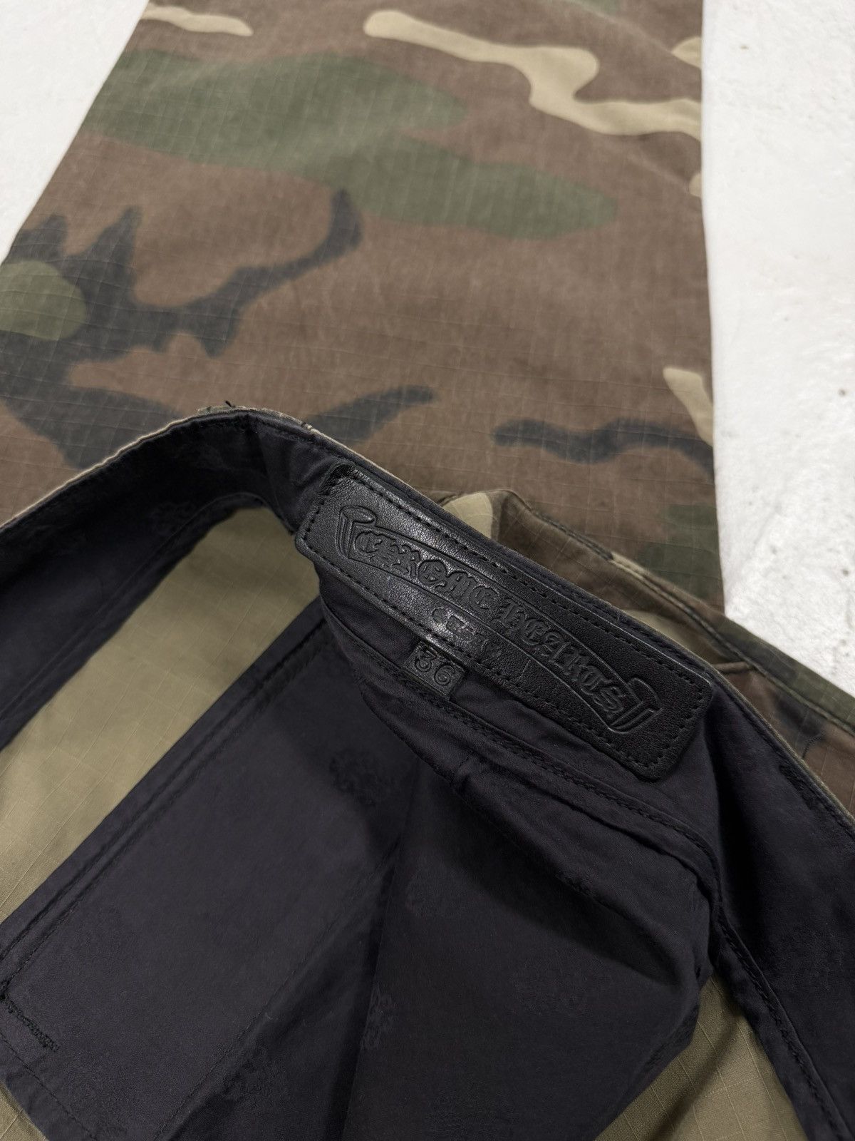 Chrome Hearts Chrome Hearts Leather Cross Patch Ripstop Camo Cargos W36 Size US 36 / EU 52 - 19 Thumbnail