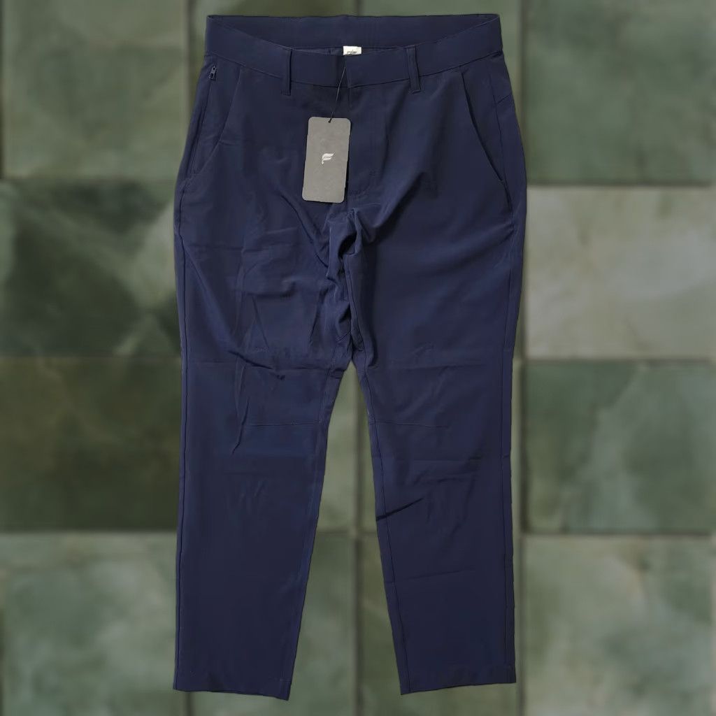 Fabletics Fabletics The Only Pants Mens 31X30 Blue Classic Stretch Performance Golf New Size US 31 - 1 Thumbnail