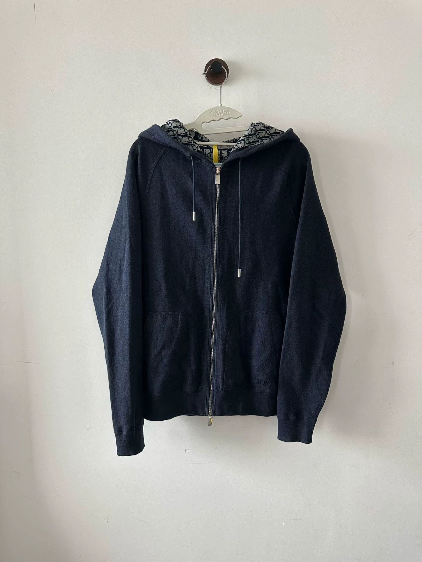 Dior Dior All Over Print Zipper Hoodie S Worn Once Size US S / EU 44-46 / 1 - 1 Thumbnail