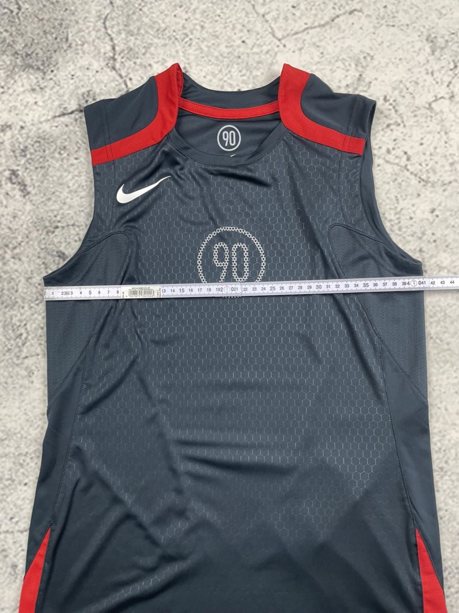 Nike (Men’s) Nike S – FIFA Street Training Tank Top Streetwear Size US S / EU 44-46 / 1 - 7 Thumbnail