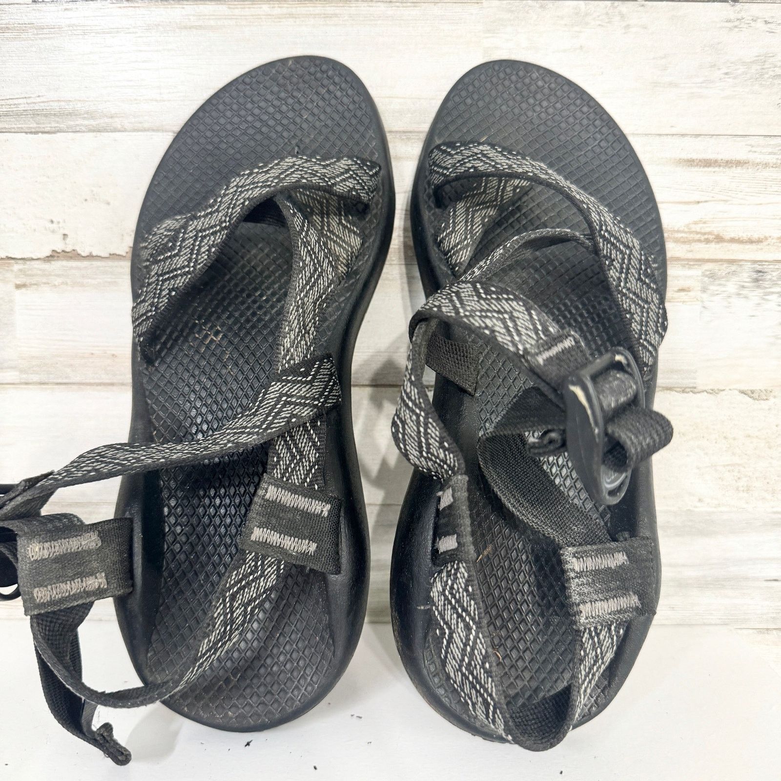 Chaco Chaco Z/2 Classic Sandals, Vibram, Black/Grey, Size 9 Size US 9 / IT 39 - 1 Thumbnail