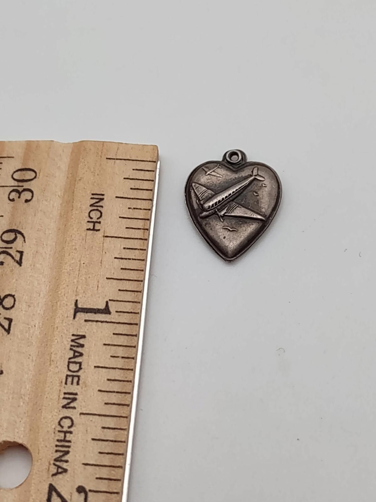 The Unbranded Brand WWII Sterling Silver P-38 Lightning Airplane Heart Pendant Size ONE SIZE - 4 Thumbnail