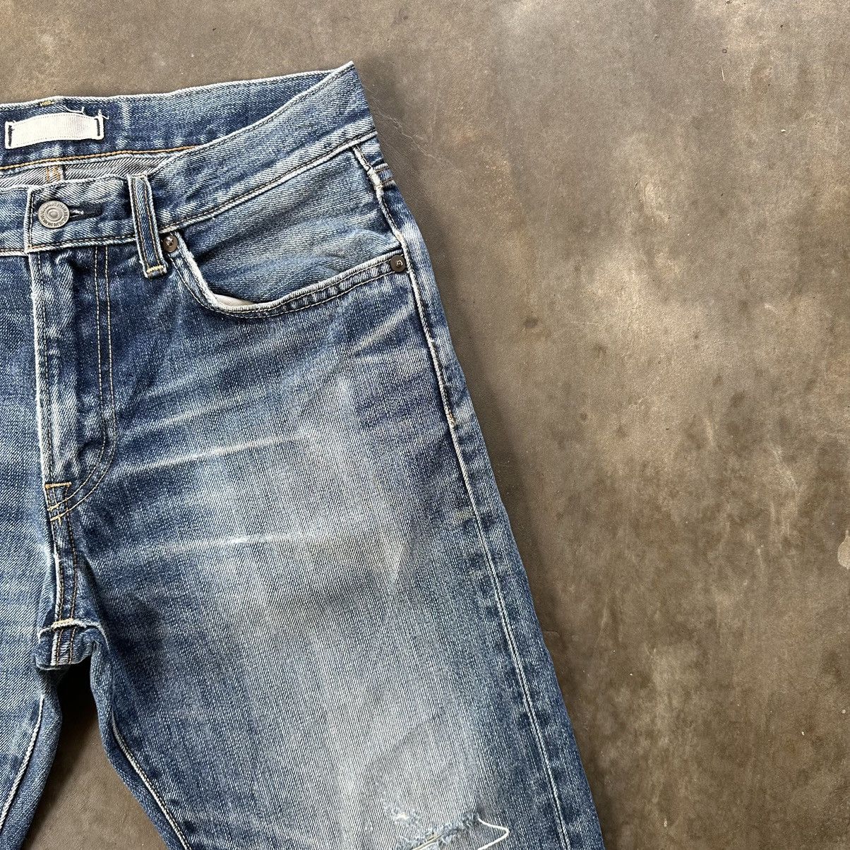 Japanese Brand Vintage Japanese Jean Distressed Denim Faded Pant W28 Size US 28 / EU 44 - 5 Thumbnail