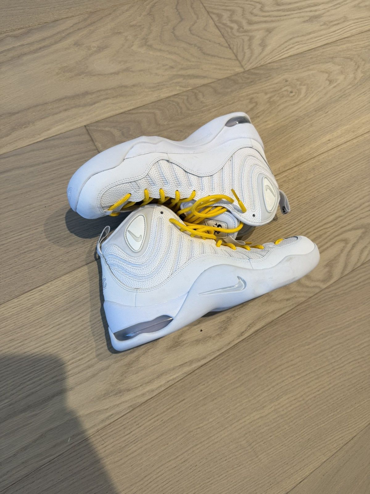 Nike X Supreme White Air Bakin