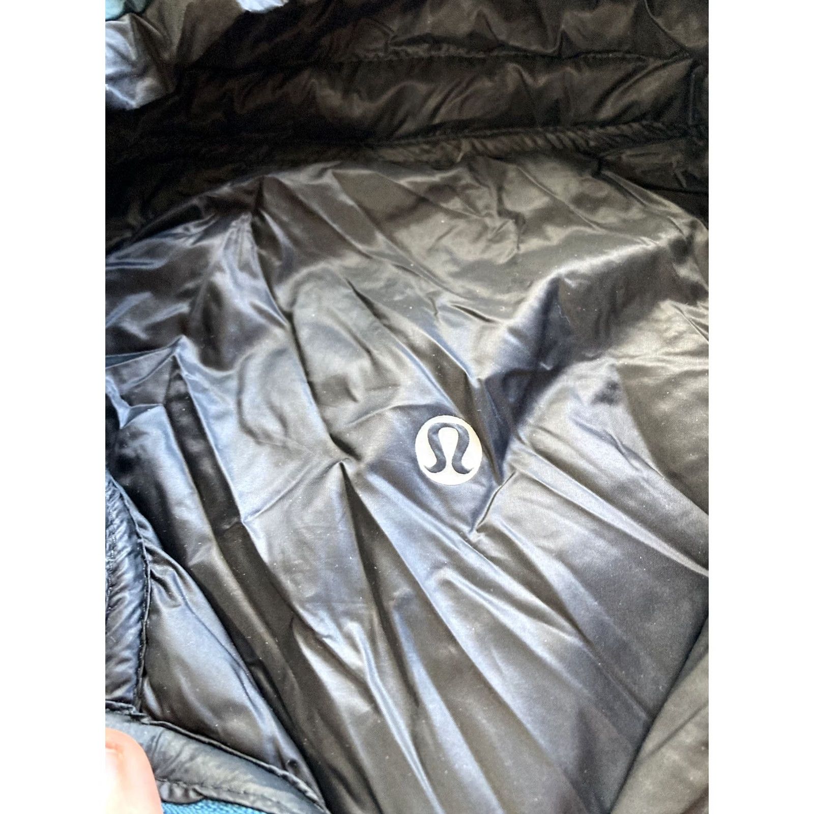 Lululemon Lululemon Puffer Jacket Womens Size 4 Reversible Blue Black Down Zip Jacket Athleisure Womens Winter Fall Spring Activewear Size S / US 4 / IT 40 - 5 Thumbnail