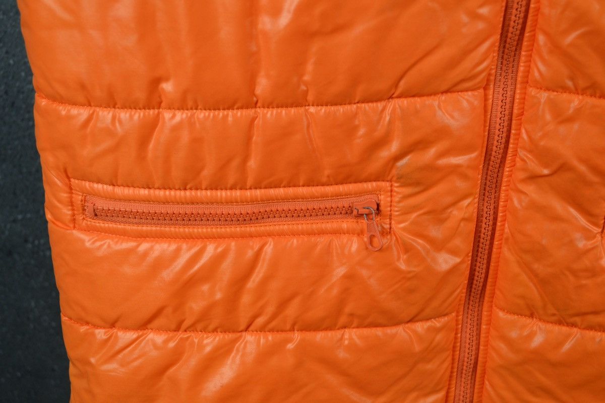 Moschino Moschino orange puffer vest gilet Size US M / EU 48-50 / 2 - 4 Thumbnail