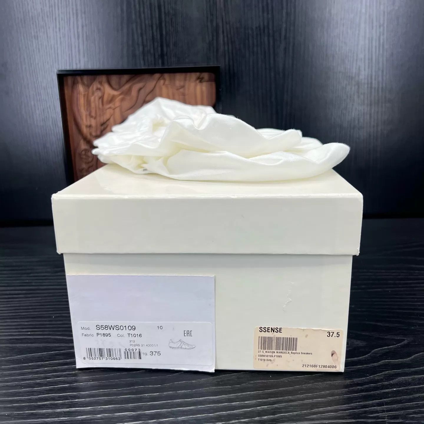 Maison Margiela Maison Margiela German Trainer White Gray 37.5 Size US 7 / IT 37 - 9 Thumbnail