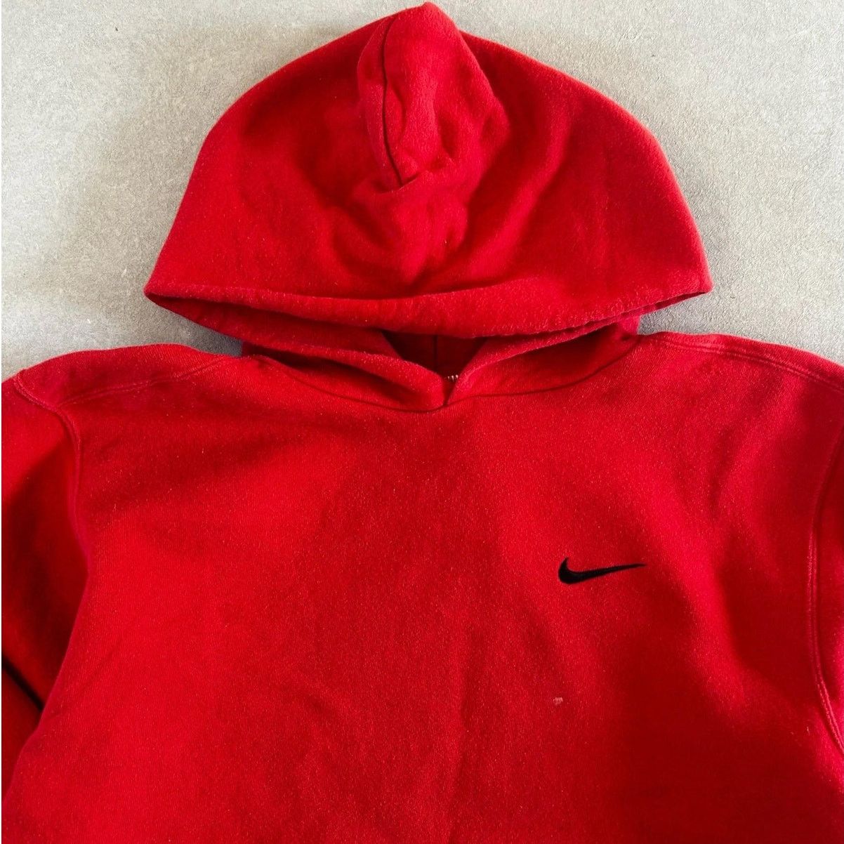 Nike 90s Vintage Nike Embroidered Red Hoodie Size XL Size XL / US 12-14 / IT 48-50 - 2 Thumbnail