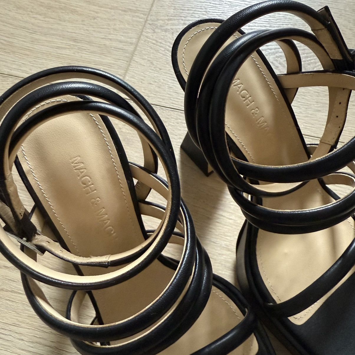 MACH & MACH Nib Mach & Mach Strappy Leather Platform Sandals size 6.5 37 Size US 7 / IT 37 - 3 Thumbnail