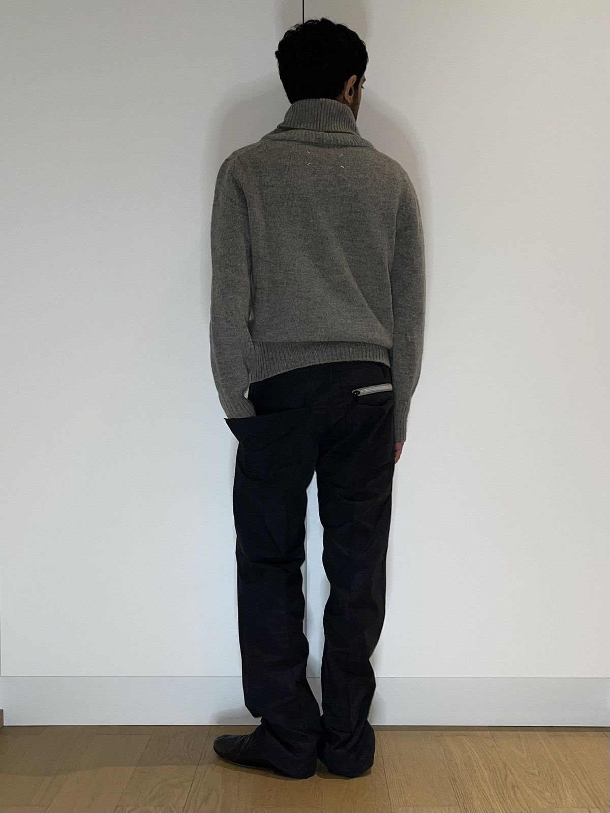 Maison Margiela Maison Margiela Fall 2004 Grey Wool Shawl Collar KnitSweater Size US M / EU 48-50 / 2 - 11 Thumbnail