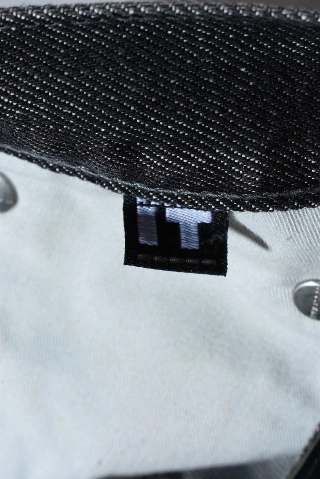 Versace Jeans Couture Versace Jeans Couture Vintage Gray Denim Pants Size W30/L35 Size US 30 / EU 46 - 8 Thumbnail