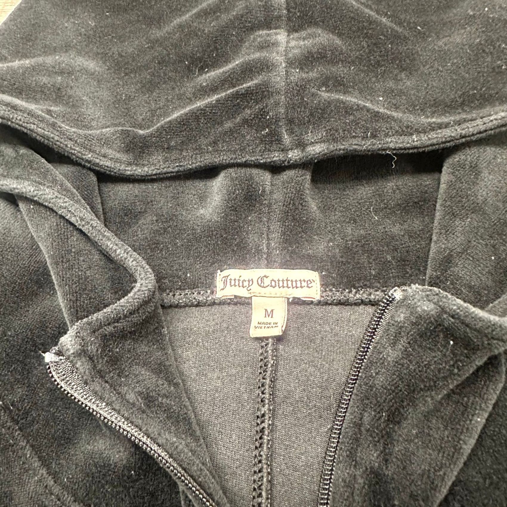 Juicy Couture VINTAGE Juicy Couture Black Womens M Velour Track Jacket Full Zip Hooded Streetwear Glow 2000s Womens Size M / US 6-8 / IT 42-44 - 4 Thumbnail