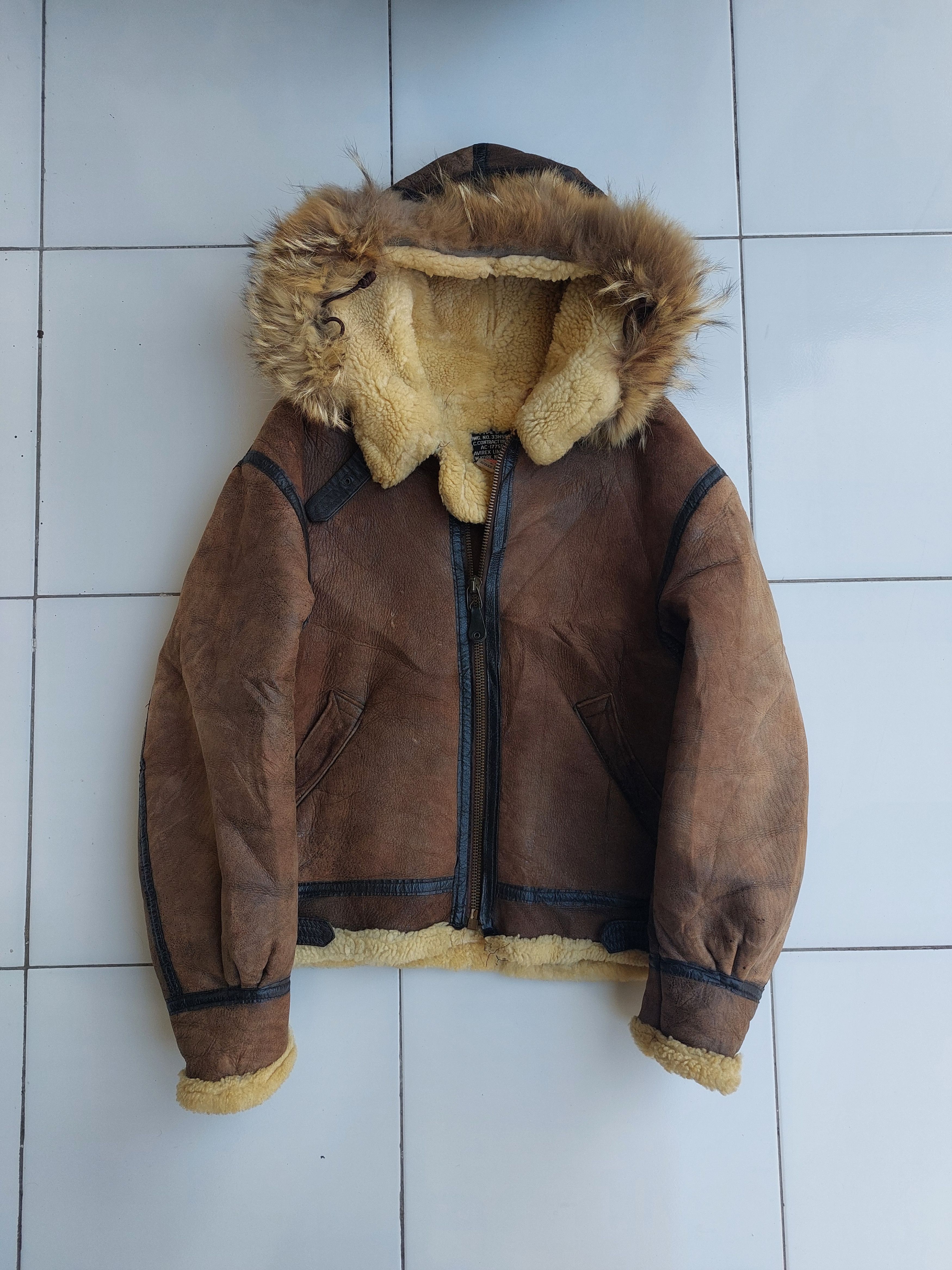 Avirex Avirex Vintage B3 Hooded Mouton Leather Jacket Military Size US L / EU 52-54 / 3 - 2 Thumbnail