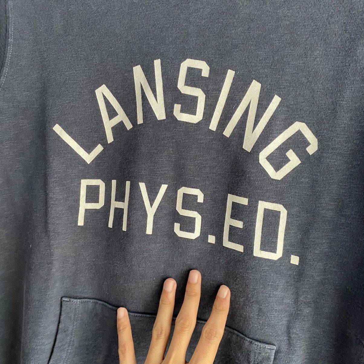 Champion VINTAGE Champion Hoodie Medium Pullover “LANSING PHYS.ED.” Size US M / EU 48-50 / 2 - 5 Thumbnail