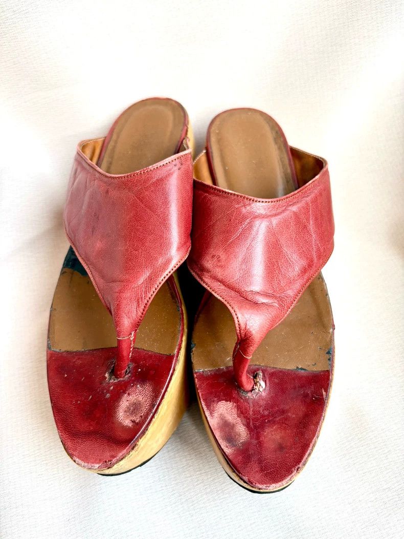 Vivienne Westwood Vivienne Westwood Middle-aged red wooden clogs and rocking Size US 7.5 / IT 37.5 - 2 Thumbnail