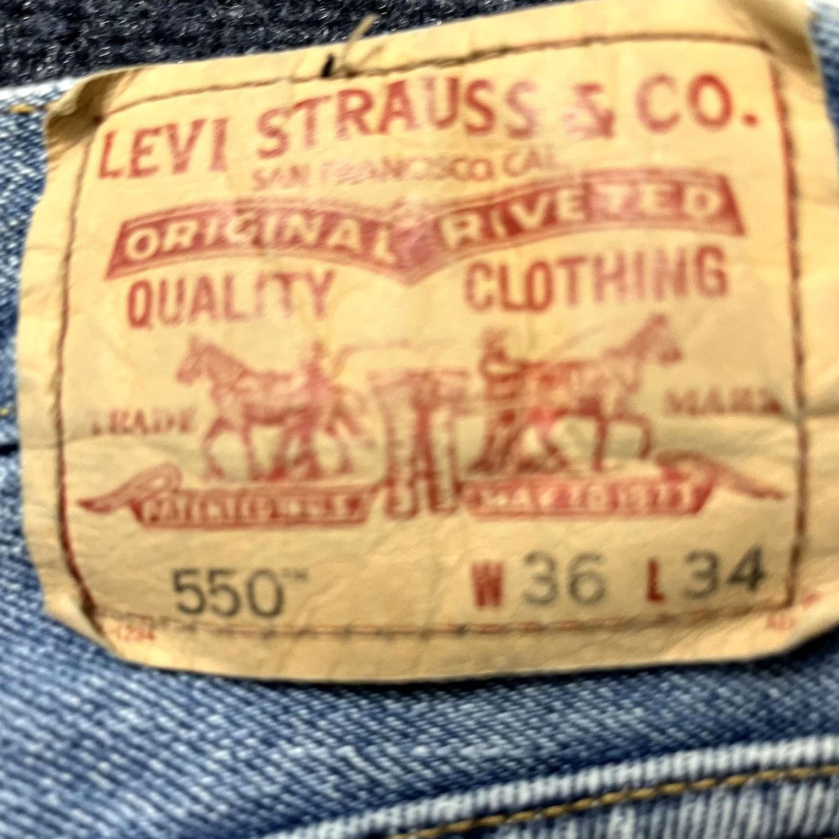 Levi's VINTAGE? Levi's 550 Jeans Mens 36x34 Blue Medium Wash Relaxed Fit Tapered Leg Denim Size US 36 / EU 52 - 2 Thumbnail