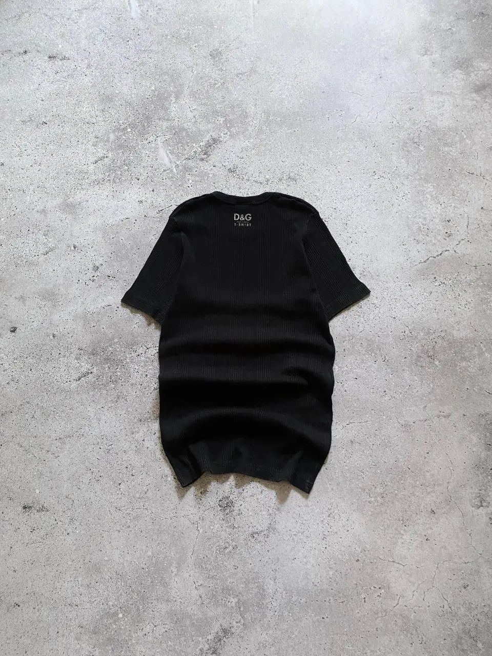 Dolce & Gabbana VINTAGE 90s DOLCE GABBANA DG LOGO RIBBED KNIT T SHIRT RARE Size US L / EU 52-54 / 3 - 2 Thumbnail
