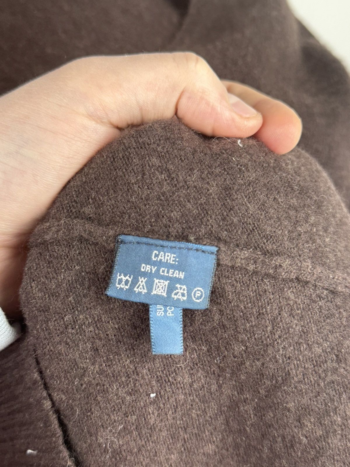 Polo Ralph Lauren × Vintage Women’s Vintage Ralph Lauren Sport Merino Wool V-Neck Size L Size L / US 10 / IT 46 - 6 Thumbnail