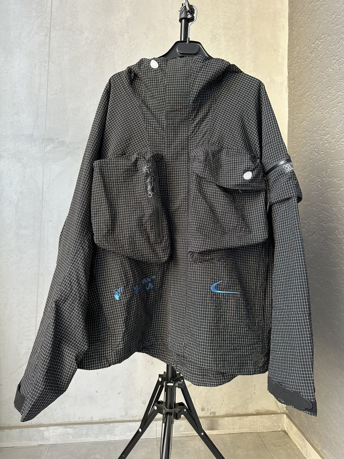 Nike × Off-White Nike x Off-White Jacket Size US L / EU 52-54 / 3 - 2 Thumbnail