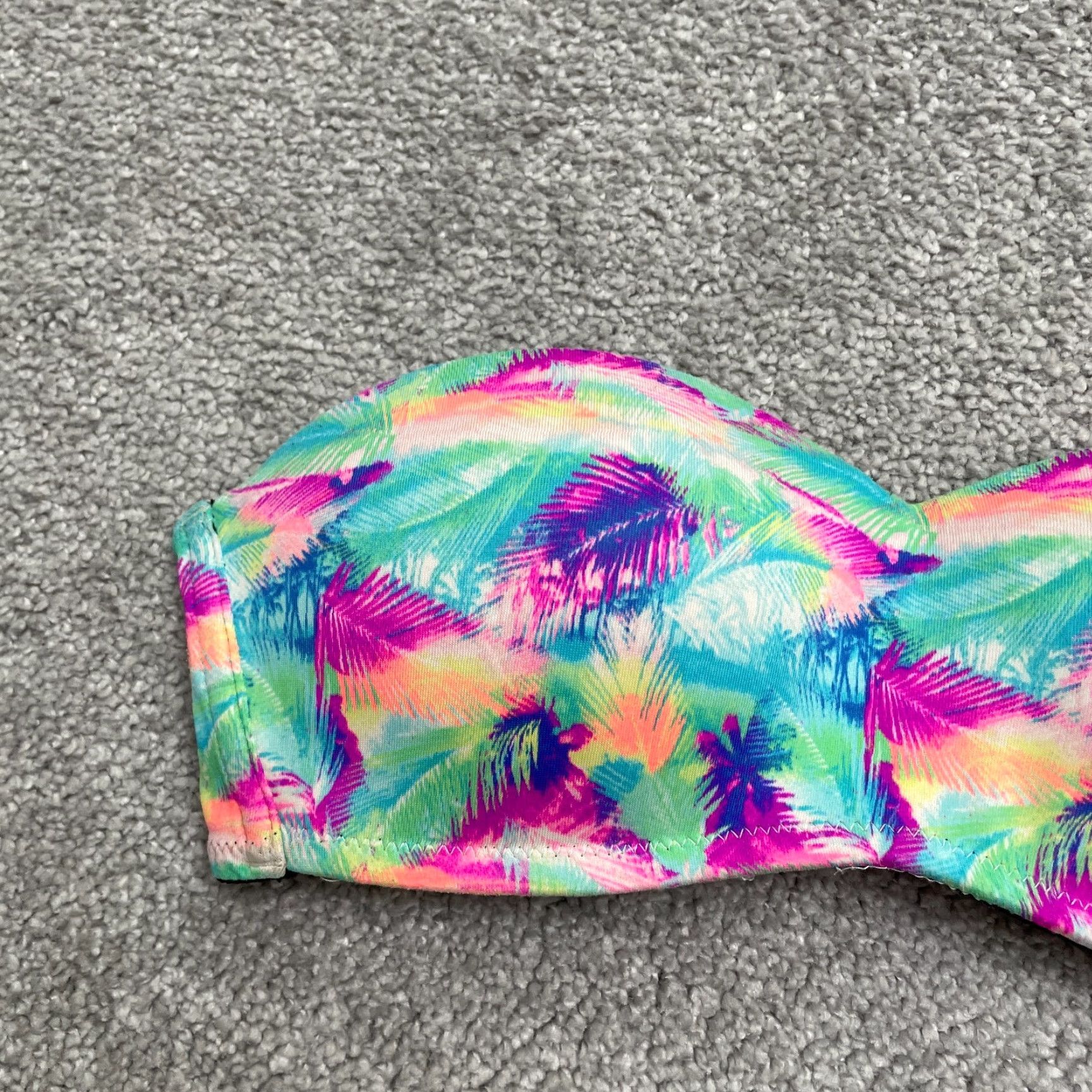 Victoria's Secret Victoria's Secret Swimwear Bikini Top Bandeau Womens XS Pink Multi Colorblock Size XS / US 0-2 / IT 36-38 - 3 Thumbnail