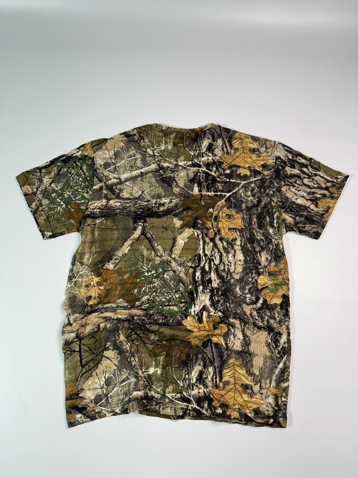 Japanese Brand × Realtree Vintage Realtree tee mossy oaks y2k camo swag drip skater Size US XL / EU 56 / 4 - 6 Thumbnail