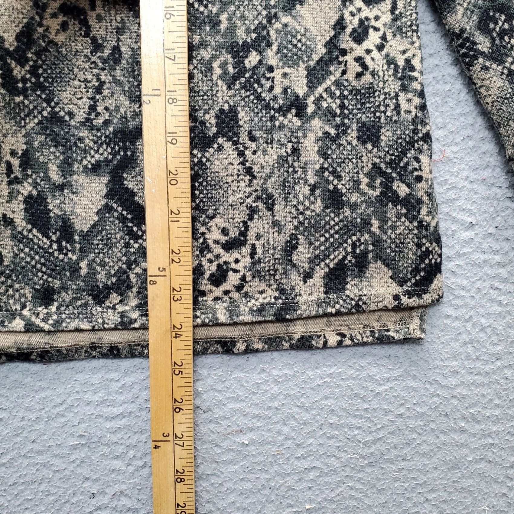 Sanctuary Sanctuary Snake Print Shirt Top Womens Size PL Multicolor Long Sleeve Slit . Size L / US 10 / IT 46 - 4 Thumbnail