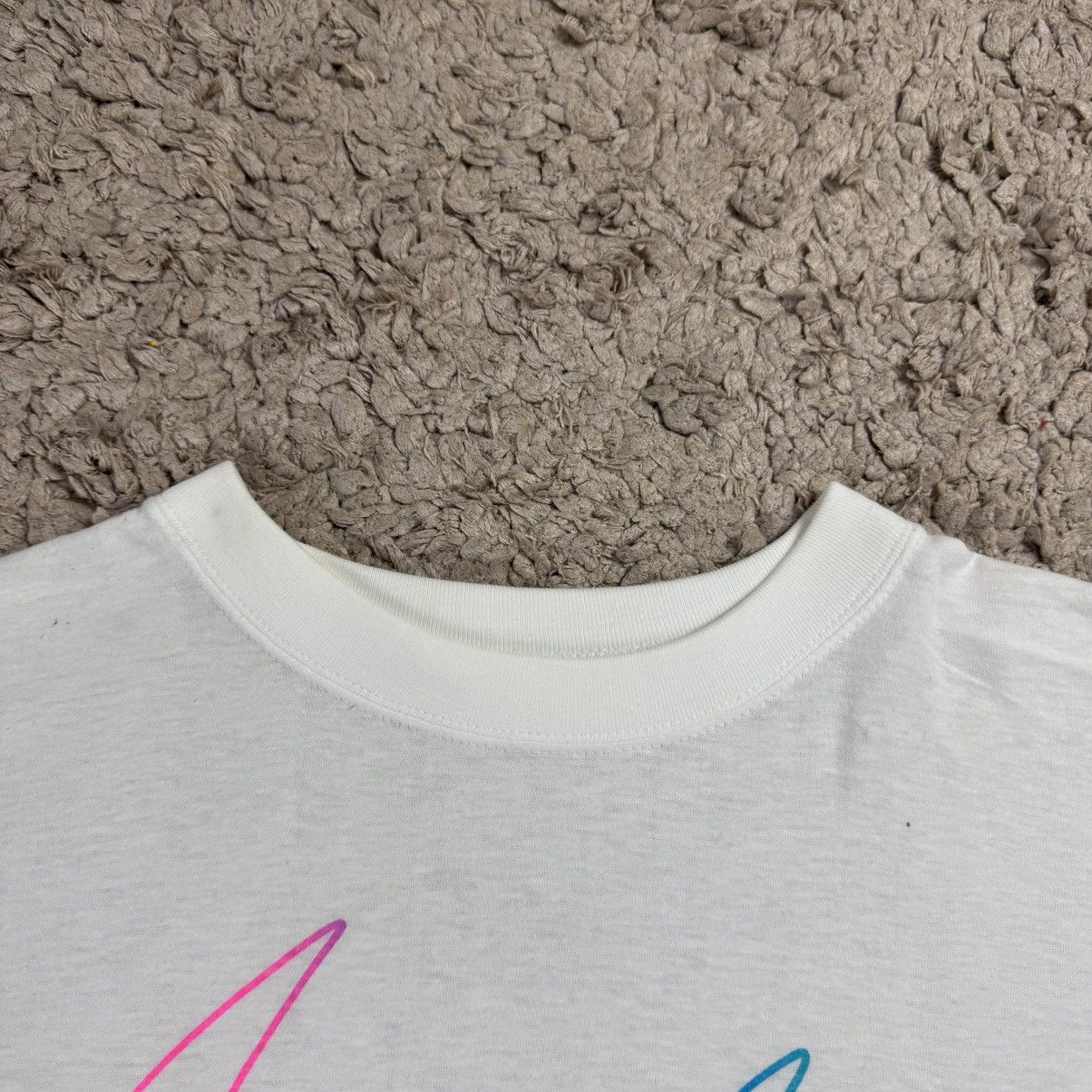 Vintage Vintage Art Rainbow Wording T-shirt Size US M / EU 48-50 / 2 - 8 Thumbnail
