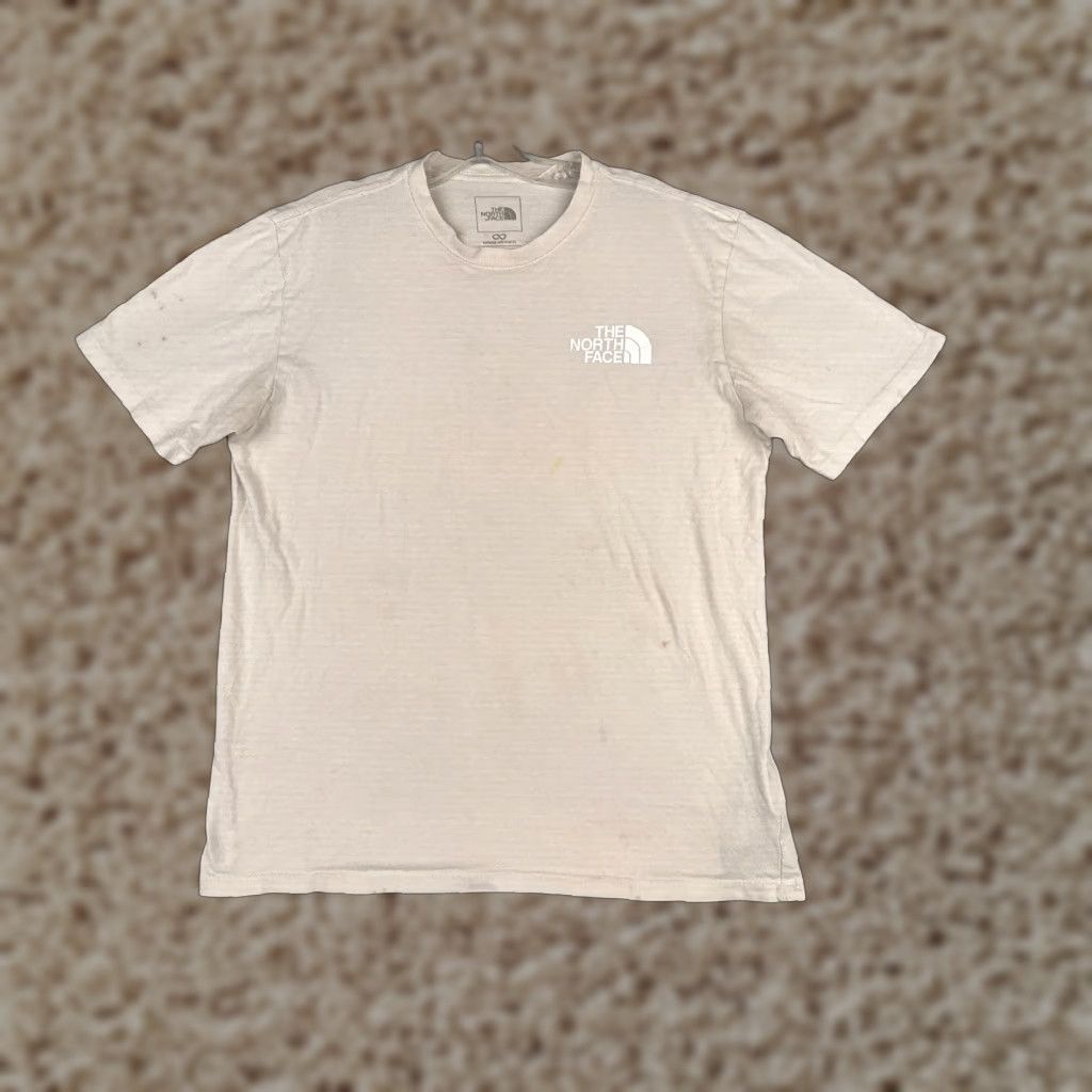 The North Face The North Face Shirt Men M Ivory Short Sleeve Crew Neck T-Shirt All Seasons Breathable Outdoor 90s? Size US M / EU 48-50 / 2 - 1 Thumbnail