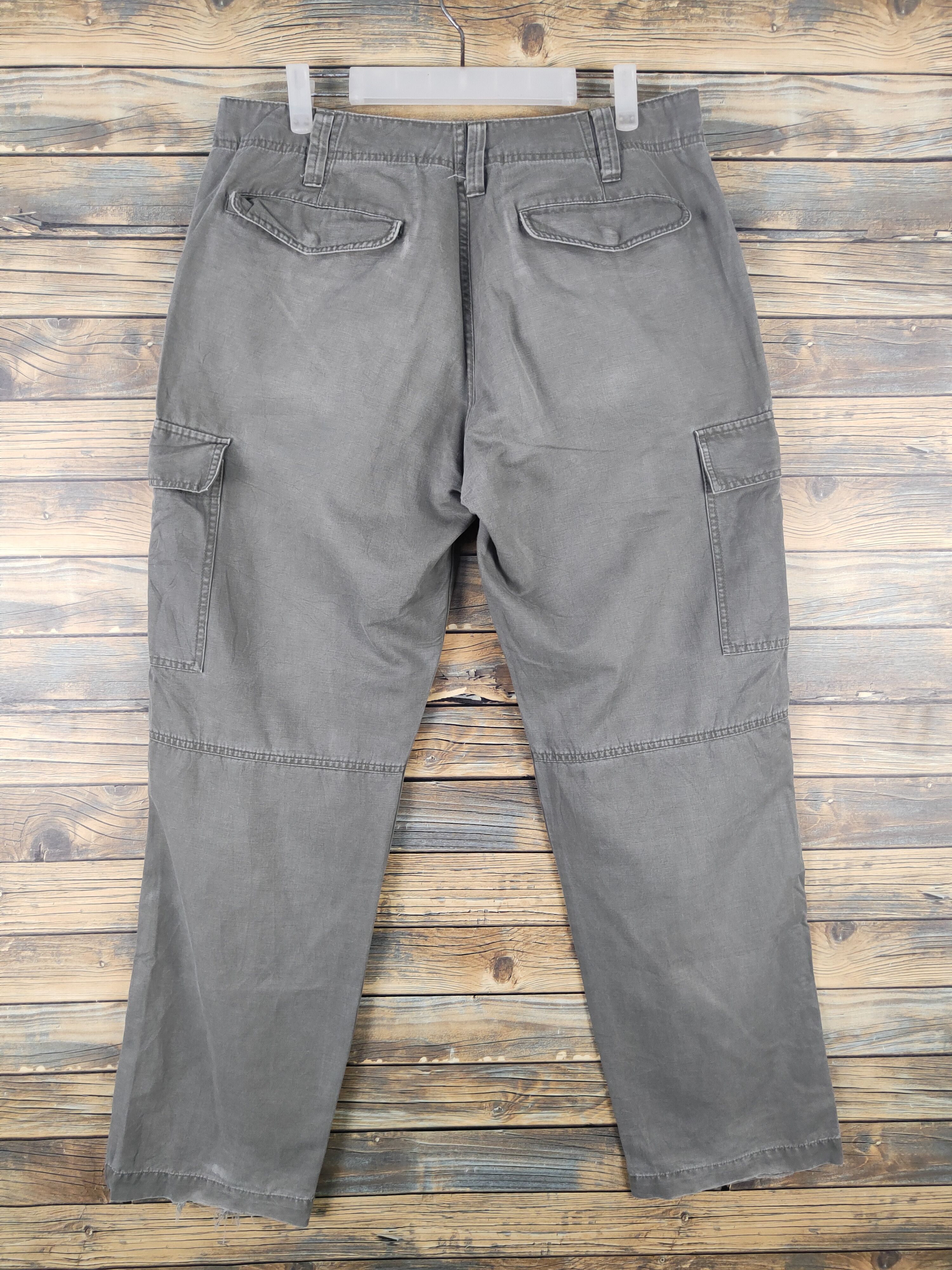 Japanese Brand Uniqlo Green Faded Multipocket Tactical Cargo Pants #W2096 Size US 35 - 7 Thumbnail