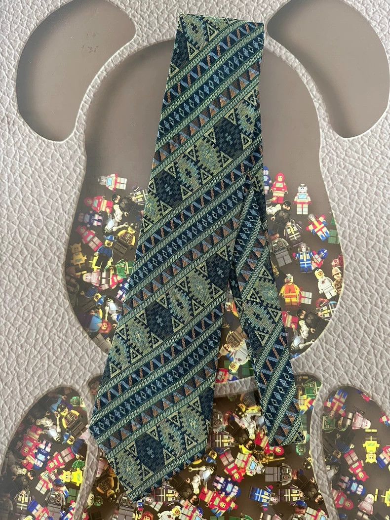 Saint Laurent Paris Saint laurent paris Medieval Silk Tie 2506-Nextarrow Size ONE SIZE - 1 Thumbnail