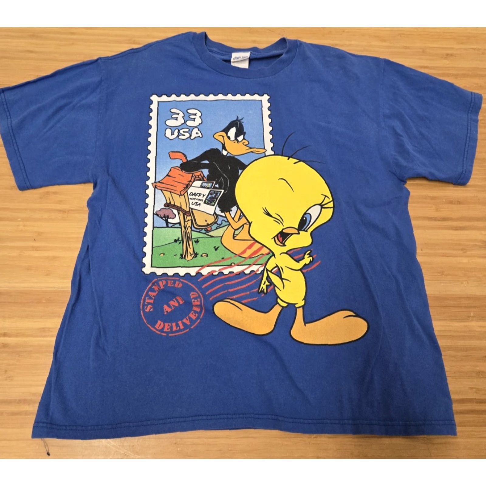 Vintage VINTAGE Looney Tunes Shirt Mens Large Blue Tweety Daffy Duck Stamp Collection 90s Shirt Mens Large Blue Tweety Daffy Duck Stamp Collection 90s Size US L / EU 52-54 / 3 - 2 Thumbnail