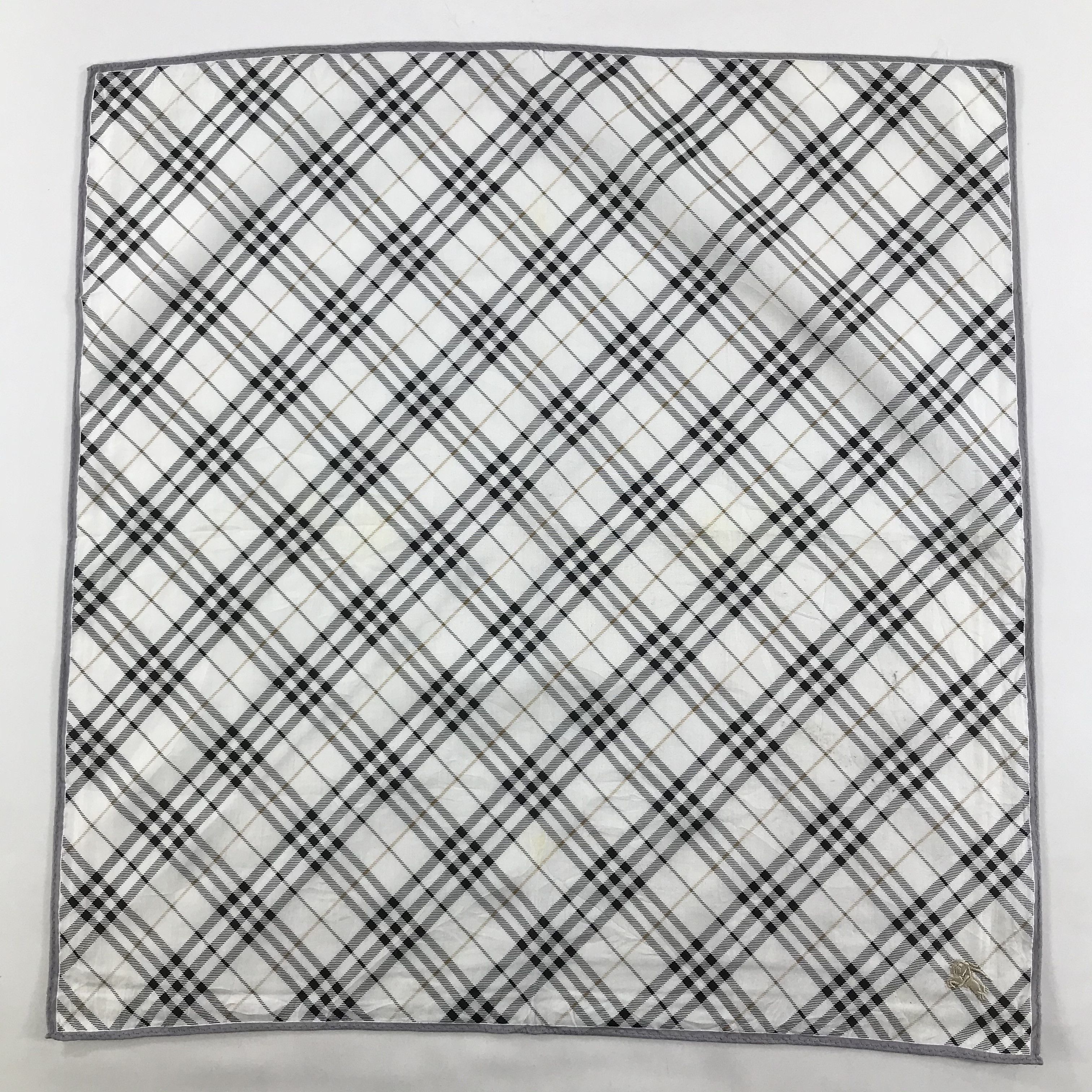 Burberry × Vintage Burberry Bandana / Handkerchief / Neckerchief - S1411 Size ONE SIZE - 1 Thumbnail
