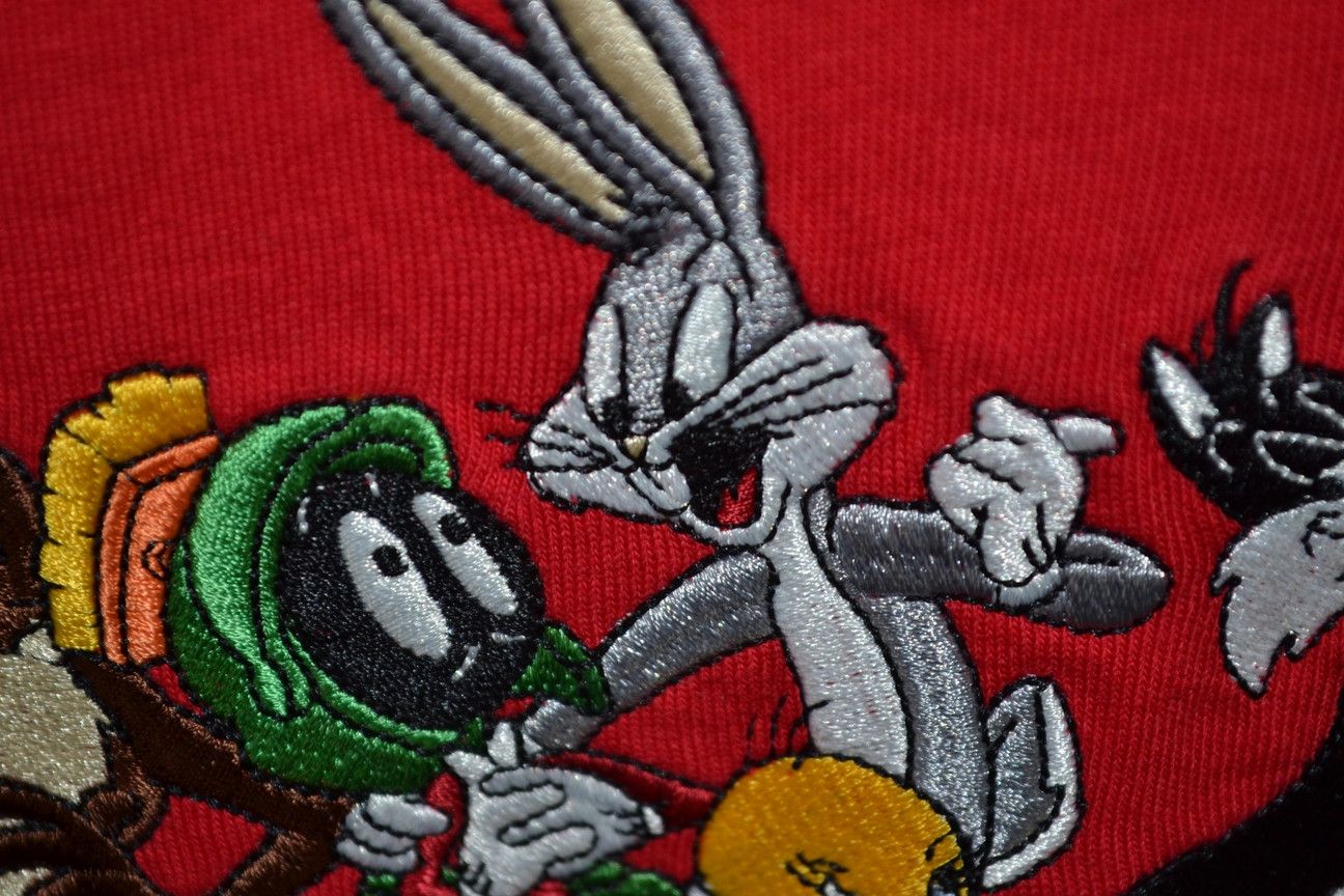 Cartoon Network × Vintage × Warner Bros Vintage 1998 Looney Tunes Warner Bros Embroidered tee L Size US L / EU 52-54 / 3 - 7 Thumbnail